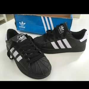 Adidas superstar 2 ...BRAND NEW make offer!